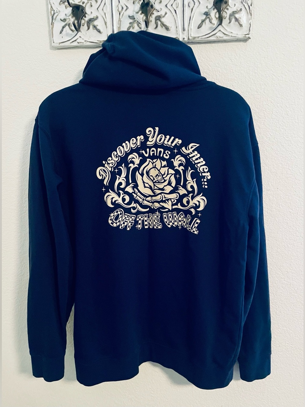 Vans Roses/Skull Men's Pull Over Hoodie Dress Blues/Navy w/ Gold Graphic L